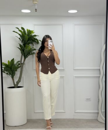 Pantalón estilo Zara